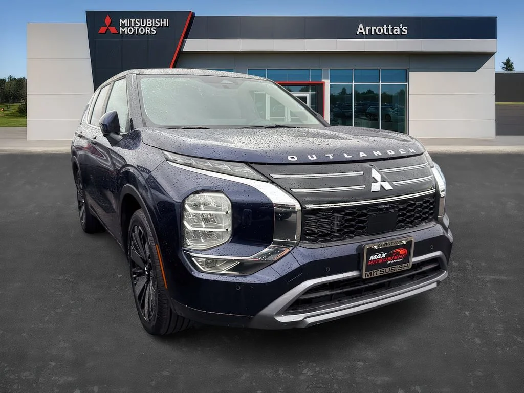 2026 Mitsubishi Outlander SE S-AWC's photo