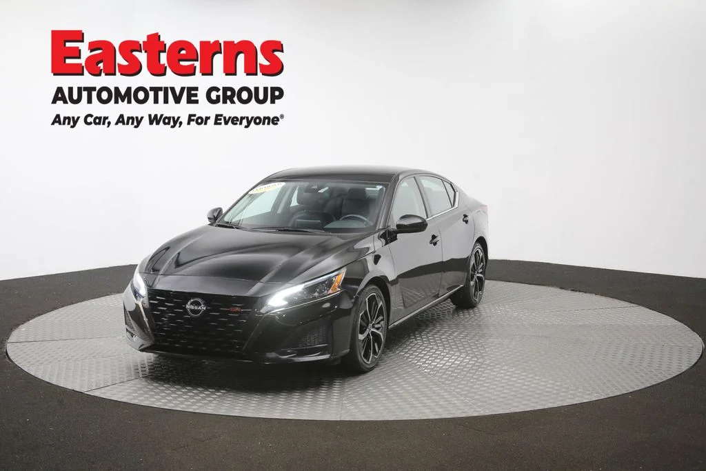 Used 2024 Black Nissan 2.5 SR image 54