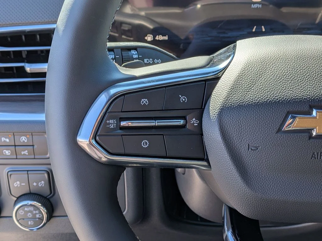 2026 Chevrolet Suburban Premier - Photo 19