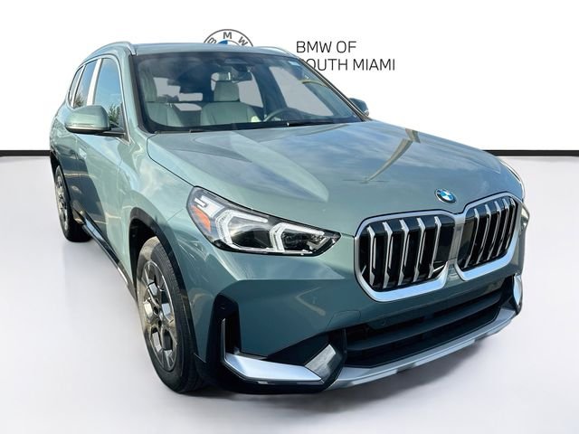 New 2027 Green BMW xDrive28i image 1