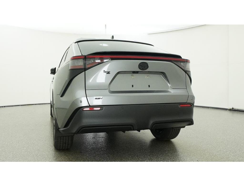 New 2026 Heavy Metal Toyota XLE image 22