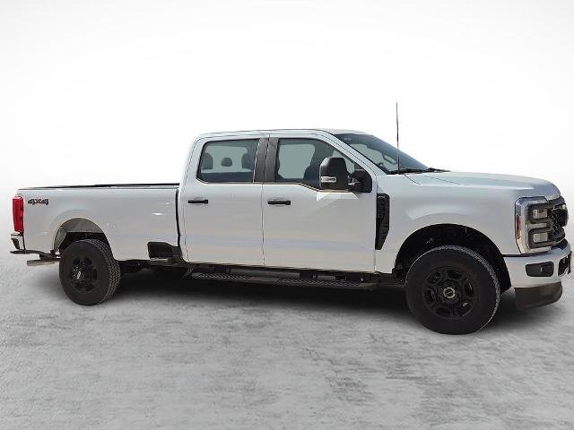 New 2026 Oxford White Ford F-350® XL image 37