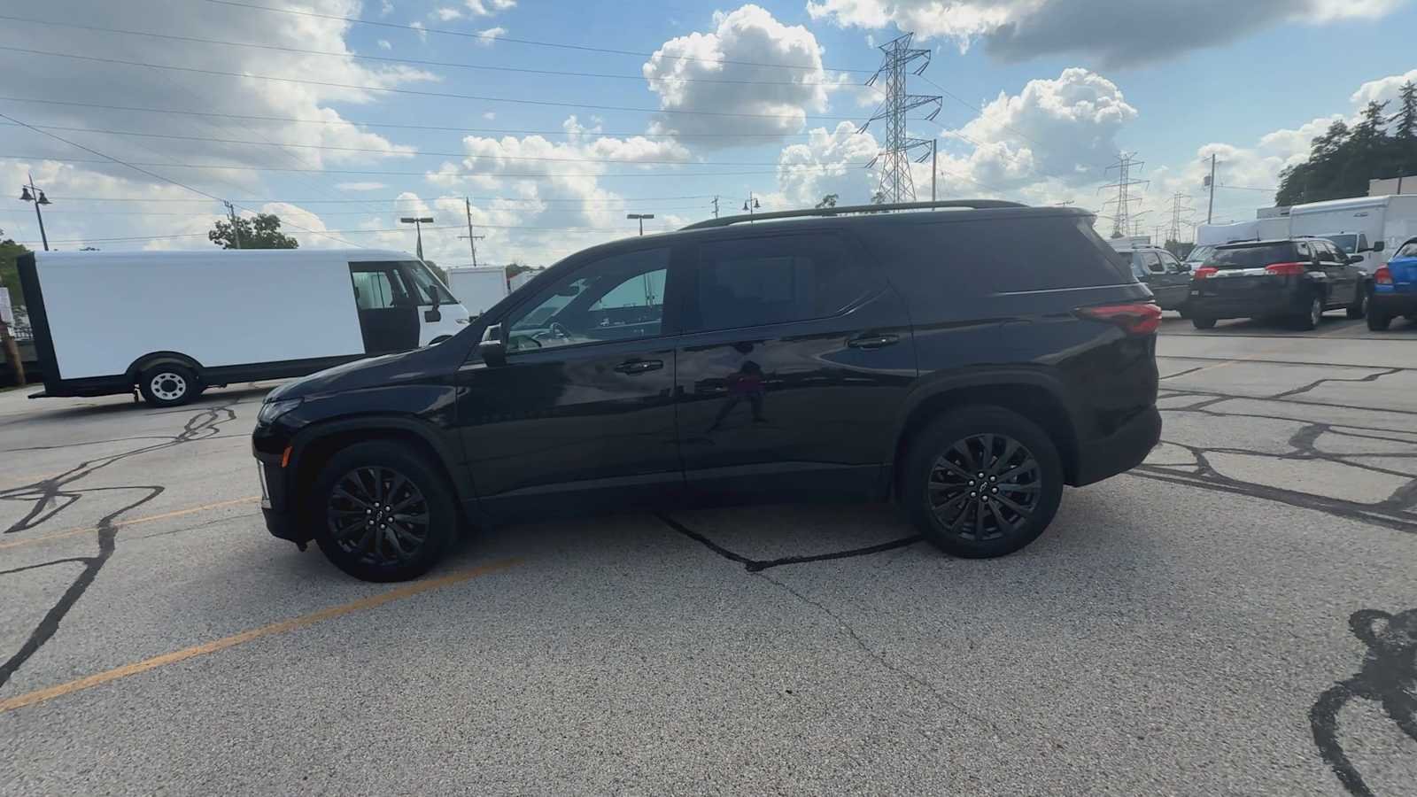 Used 2023 MOSAIC BLACK METALLIC Chevrolet RS image 5