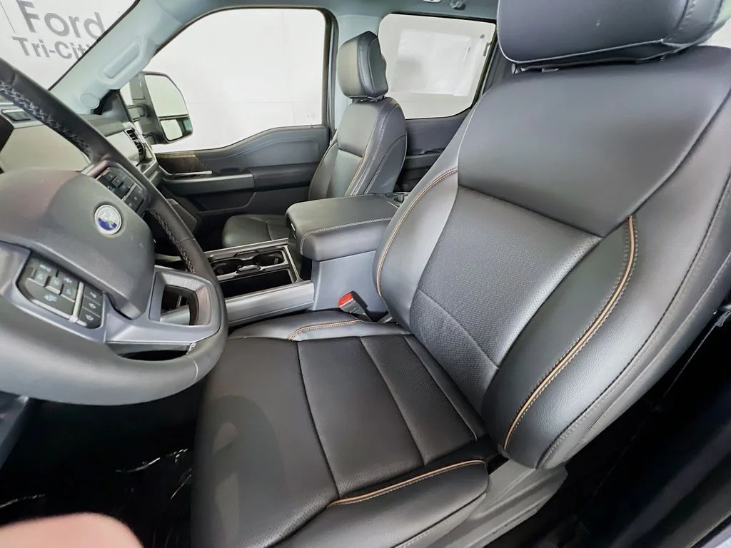 New 2026 Carbonized Gray Metallic Ford Lariat image 26