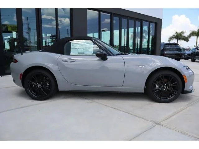 New 2026 Aero Gray Metallic Mazda Club image 2