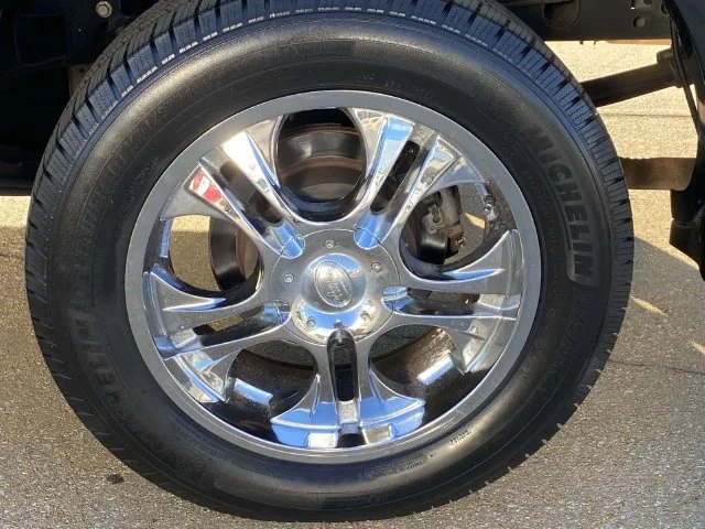Used 2007 Black Ford XLT image 8