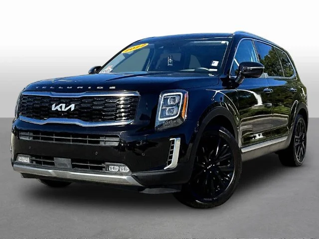 Used 2022 Black Kia SX image 3