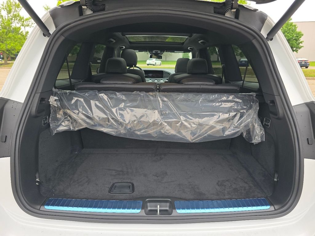 New 2026 MANUFAKTUR Moonlight White Magno Mercedes-Benz GLS 450 image 18