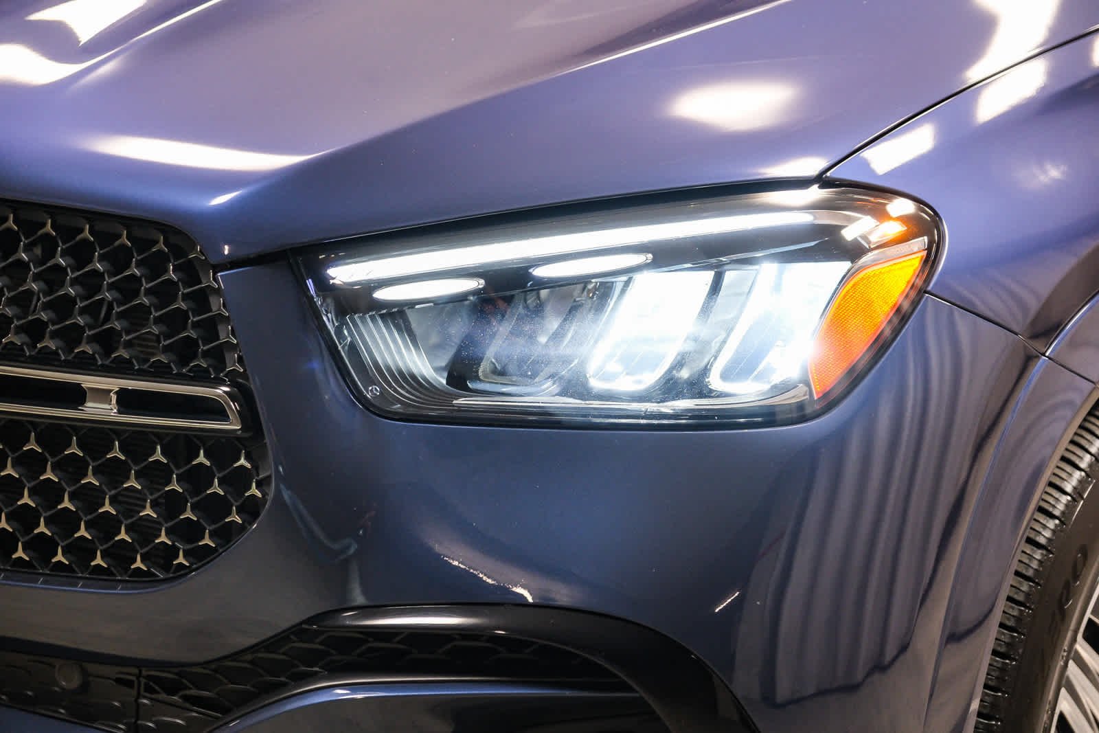 Used 2026 Twilight Blue Metallic Mercedes-Benz GLE 450 image 13