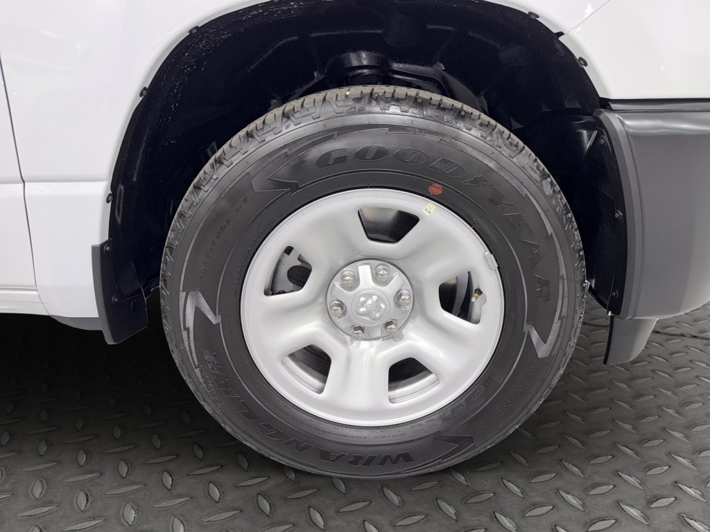 New 2026 Bright White Clear-Coat Exterior Paint RAM Tradesman image 13