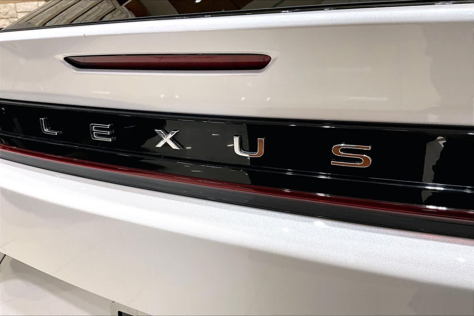 Certified Used 2023 Eminent White Pearl Lexus Premium image 29