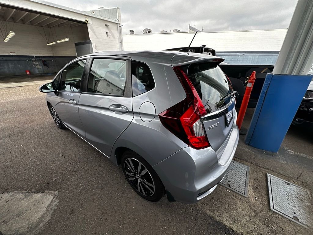 Used 2018 Lunar Silver Metallic Honda EX image 21