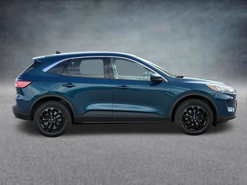Used 2020  Ford SE image 7