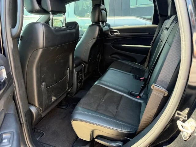 Used 2019 Black Jeep Altitude 4x4 image 6