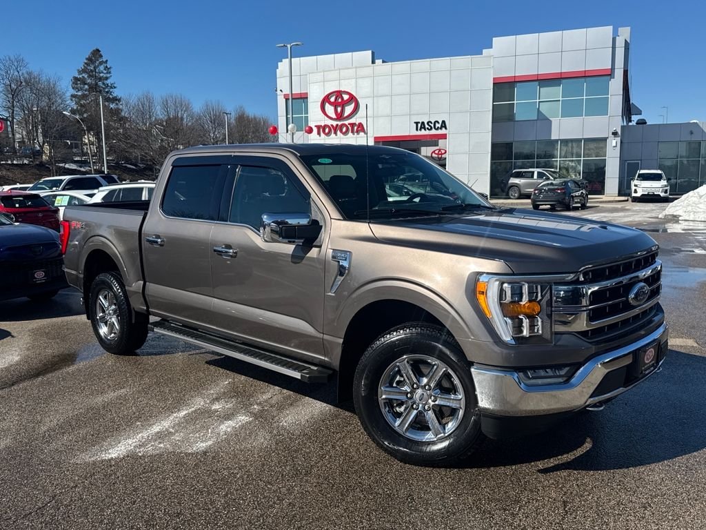 Gray 2023 Ford F-150 Lariat SuperCrew 4WD Pickup Truck Four-Wheel Drive