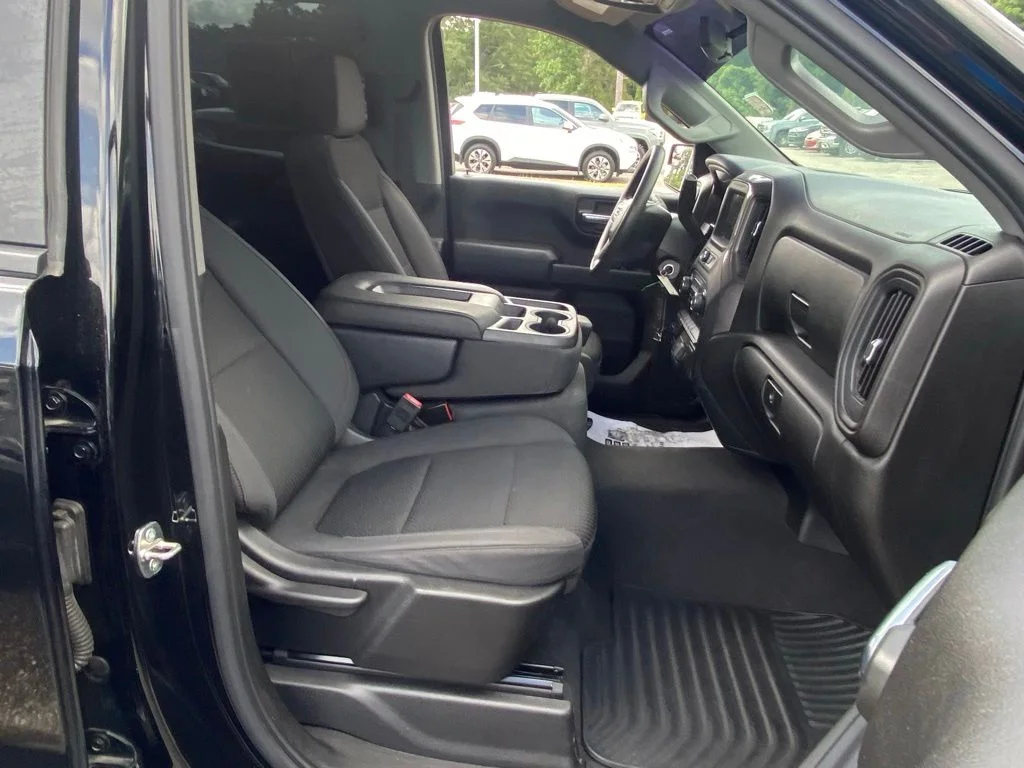 Used 2019 Black Chevrolet Custom Trail Boss image 17