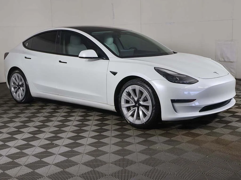 Used 2021 Tesla Model 3 Base with VIN 5YJ3E1EA5MF031399 for sale in Bedford, OH