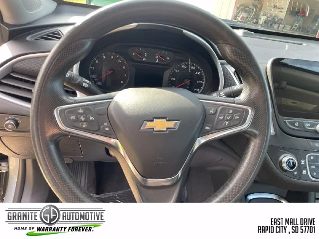 2024 Chevrolet Malibu 1LT - Photo 14