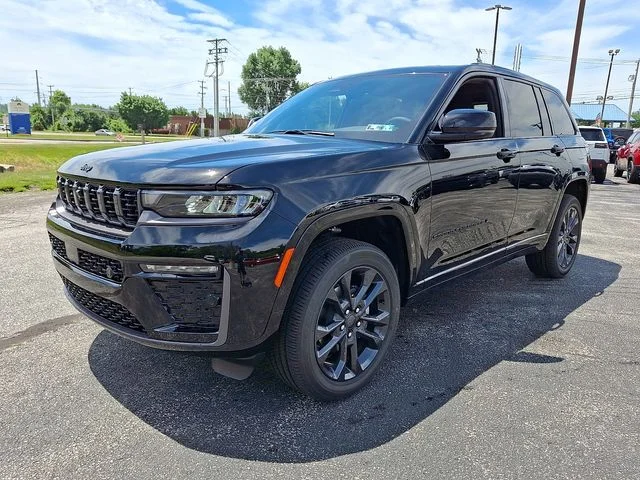 New 2026 Black Jeep Limited Reserve image 3