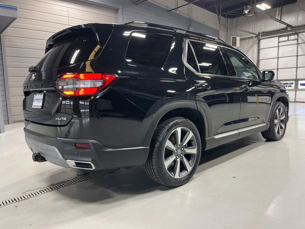 2023 Honda Pilot Elite - Photo 7