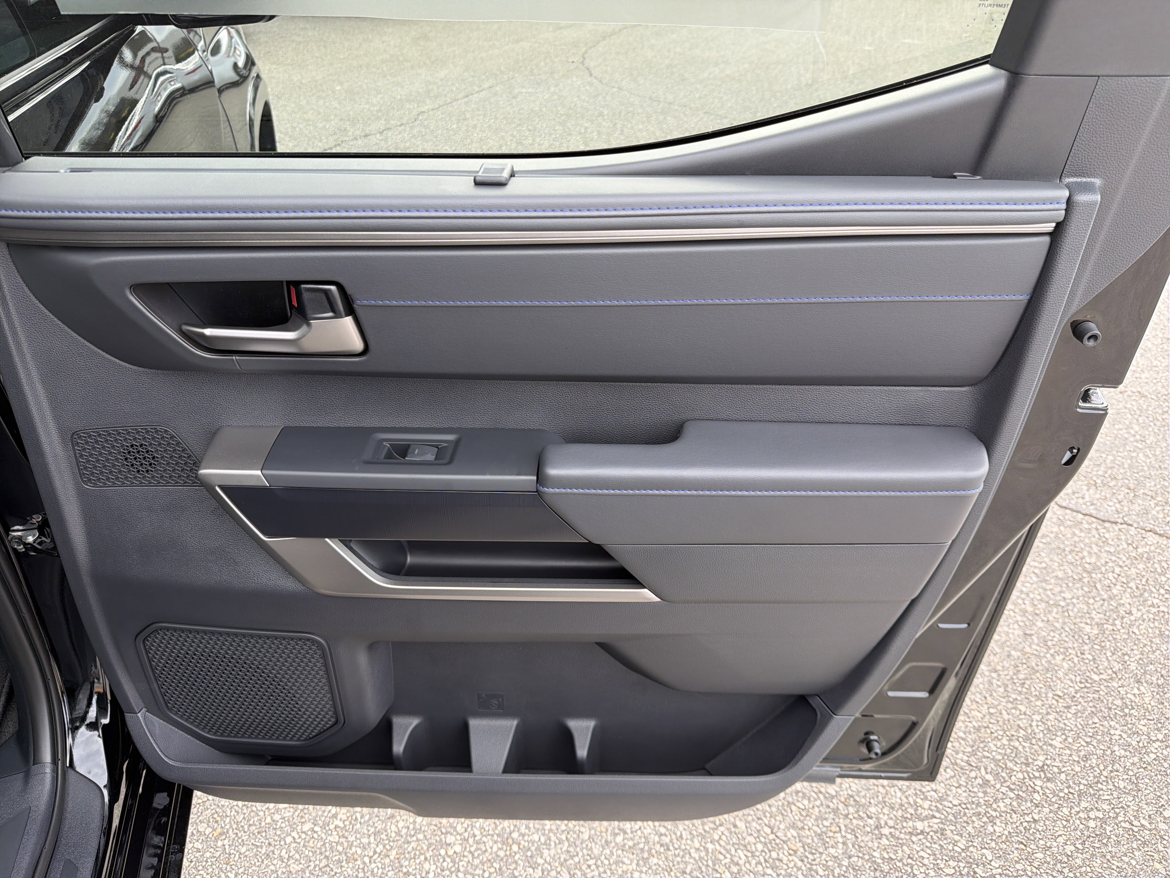 2026 Toyota Tundra Platinum - Photo 28