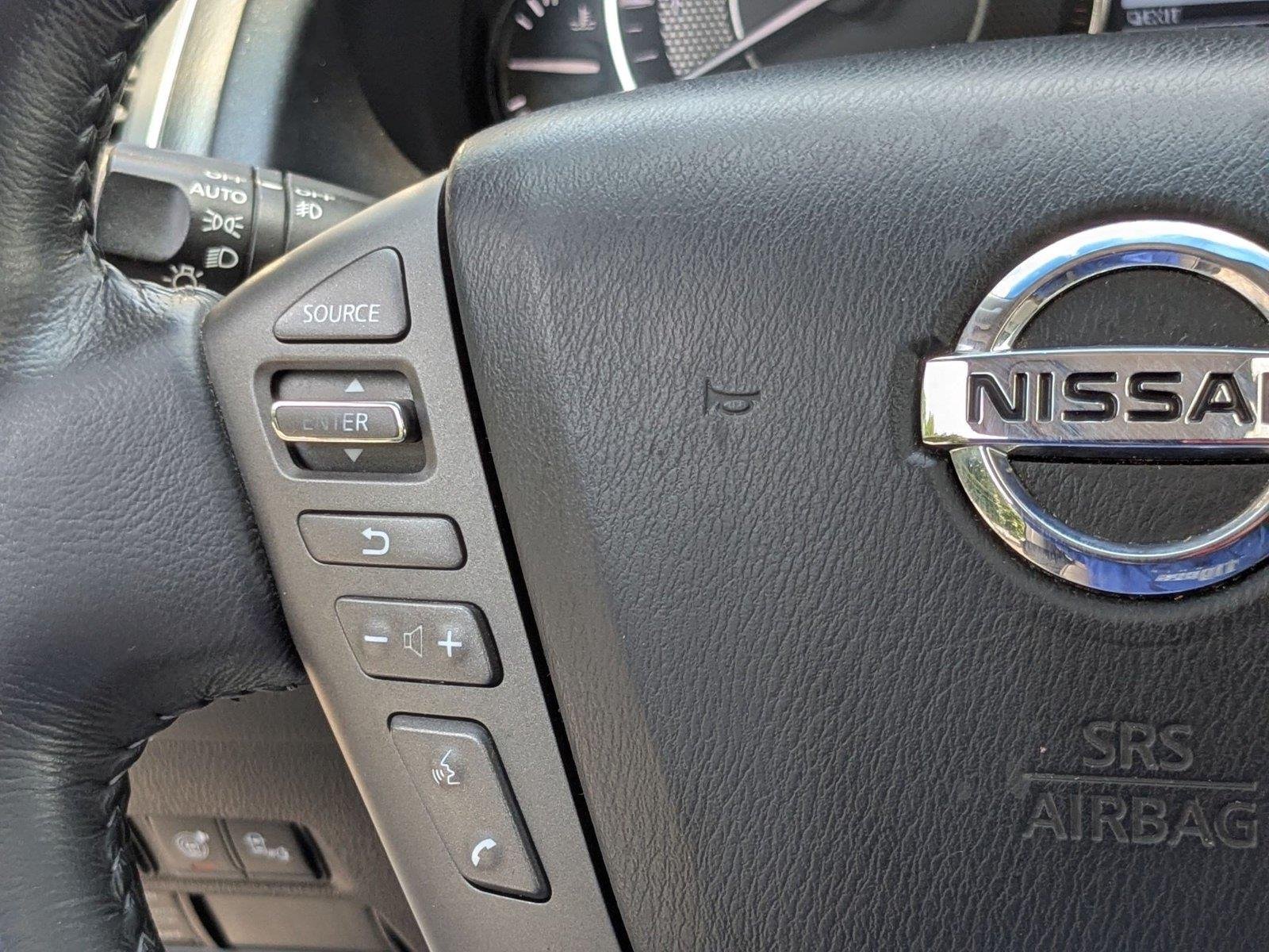 Used 2017 Hermosa Blue Nissan SL image 16