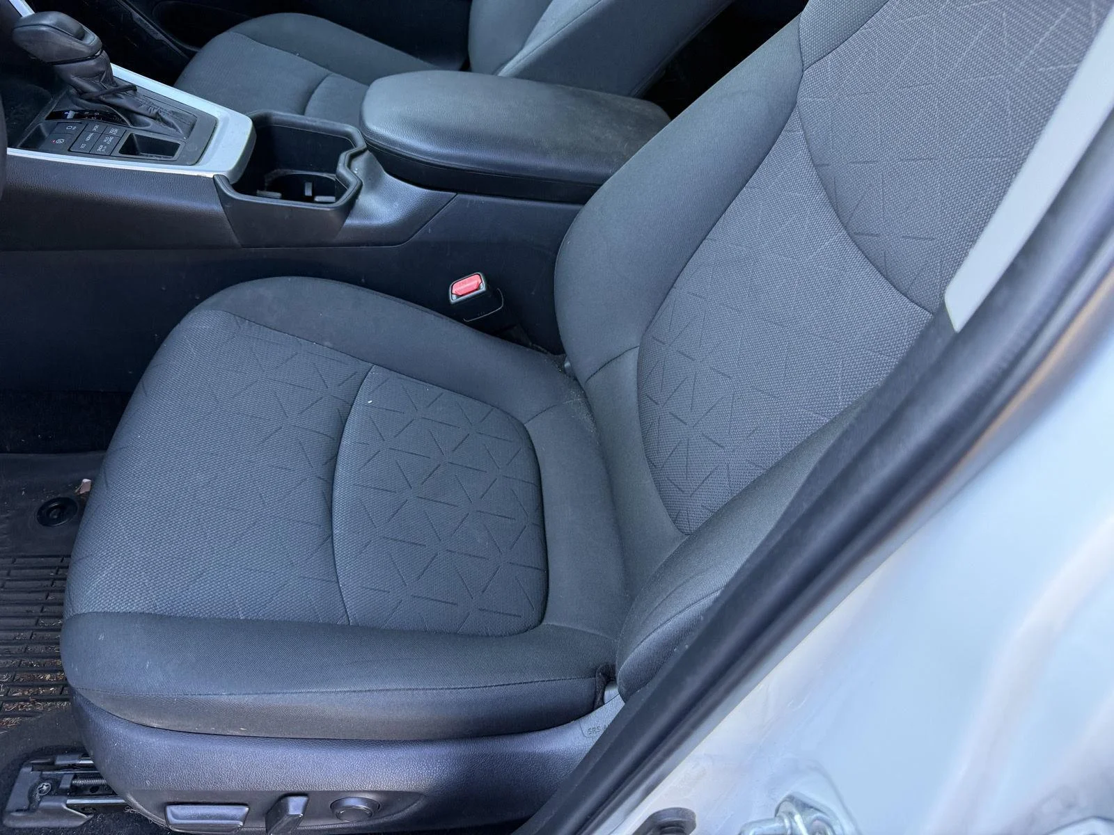 Used 2023 Ice Cap Toyota XLE image 11