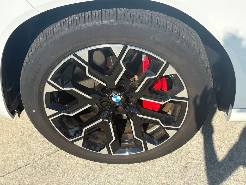 Used 2025 Alpine White BMW M50 xDrive image 9