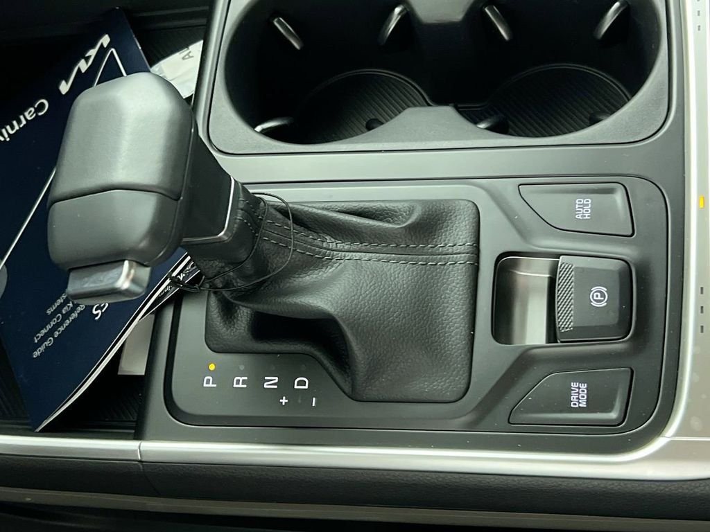 New 2026 Aurora Black Pearl Kia LXS image 24