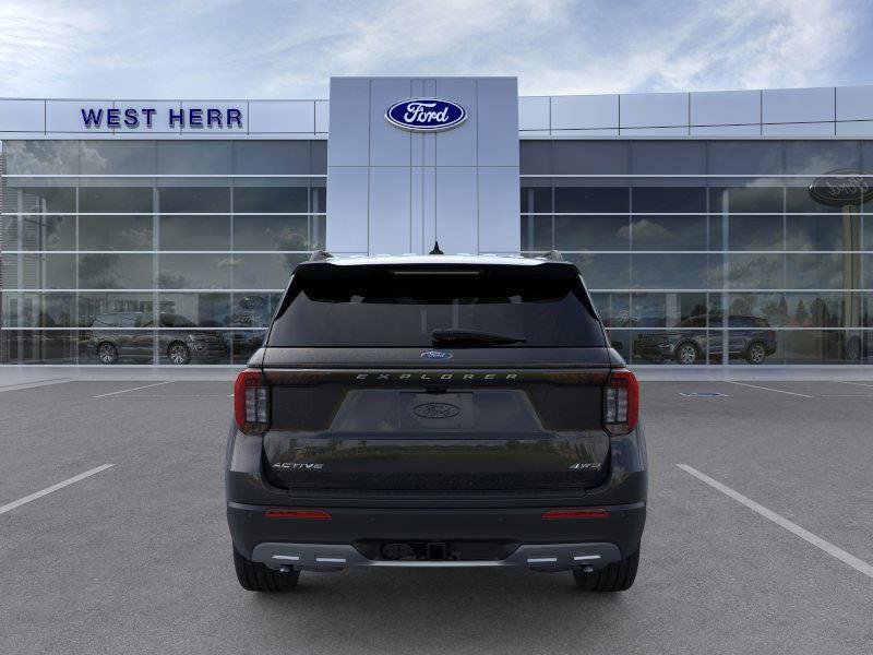 Used 2026 Agate Black Metallic Ford Active image 6