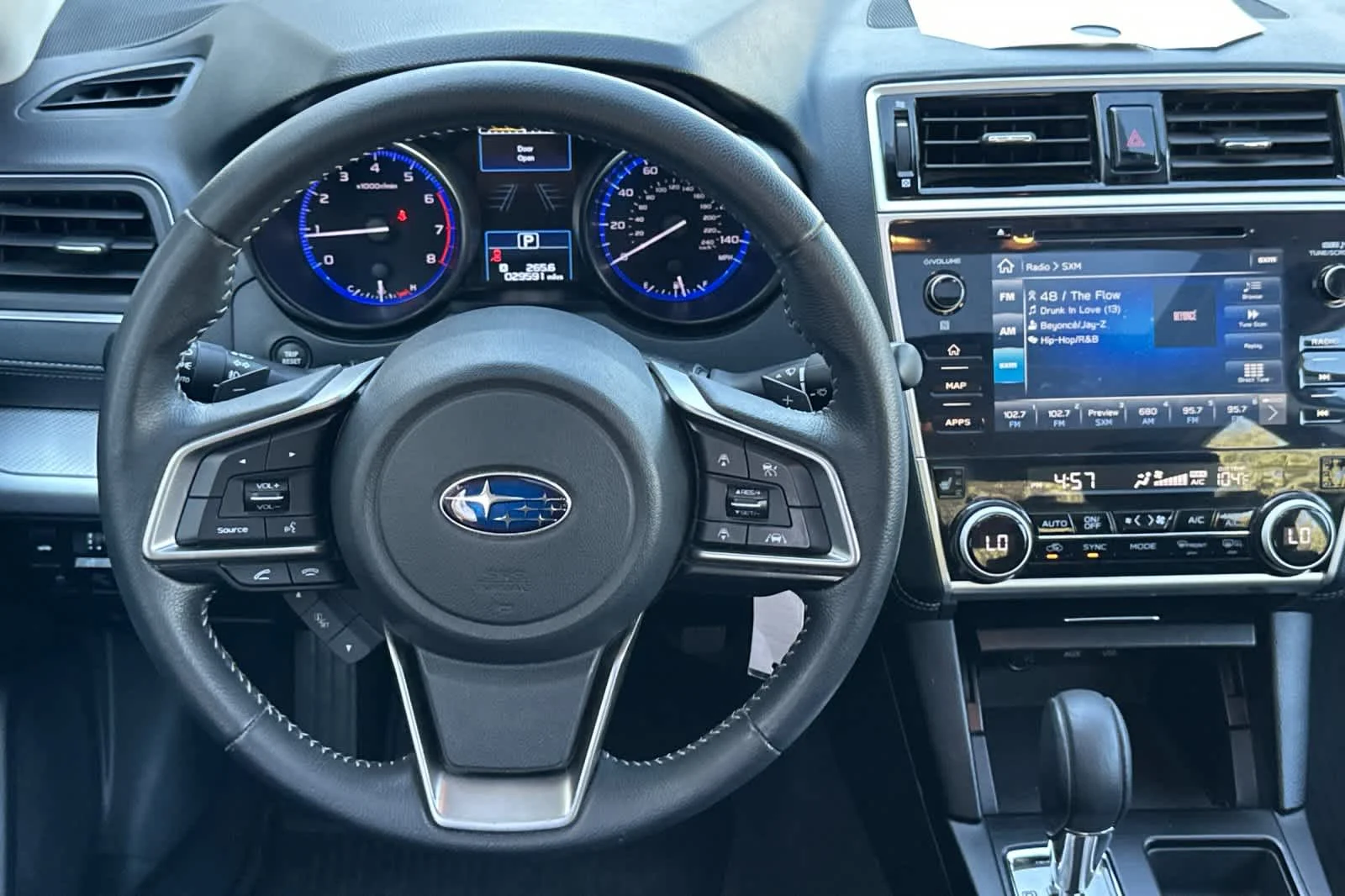Used 2018 Twilight Blue Metallic Subaru Premium image 14