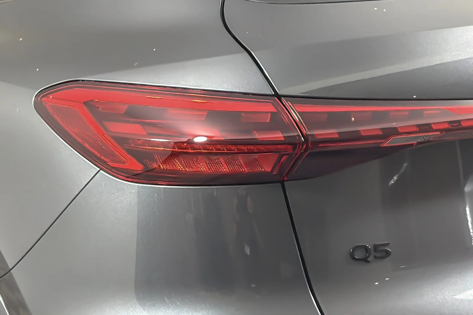 New 2026 Daytona Gray Metallic Audi Premium 2.0 TFSI quattro image 27
