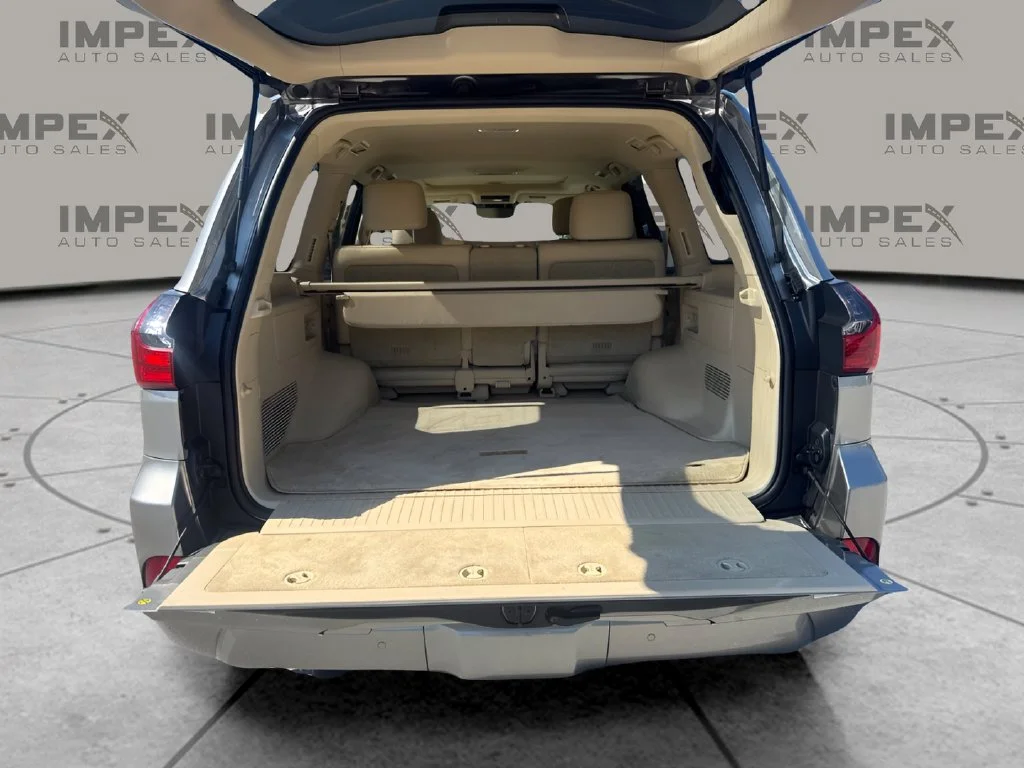 Used 2019 Silver Lexus 570 image 26