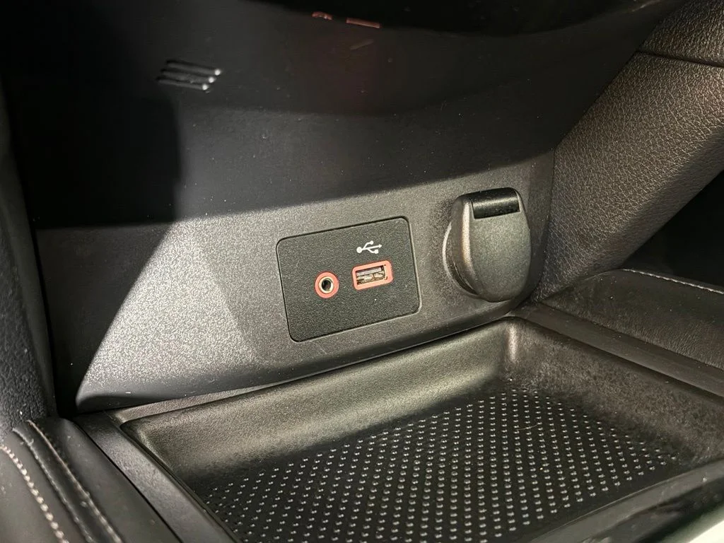 Used 2018 Silver Nissan Hybrid SL image 30