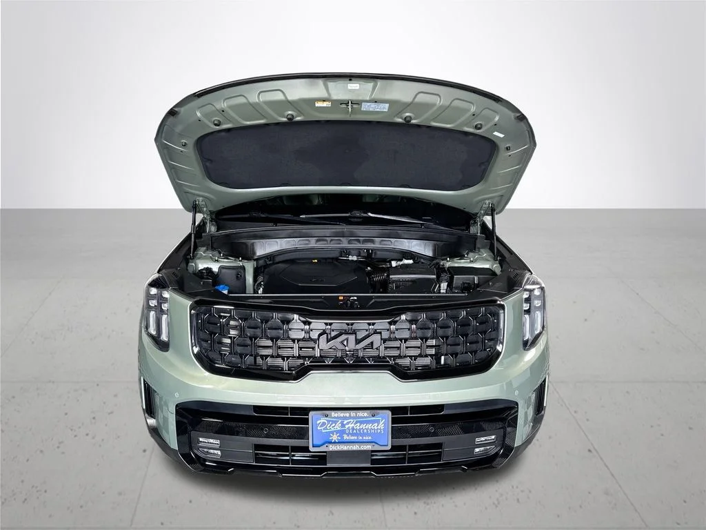 Used 2025 Green Kia SX X-Line image 23