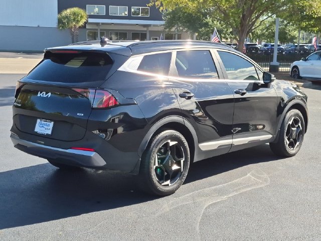 Used 2026 Black Kia EX image 5
