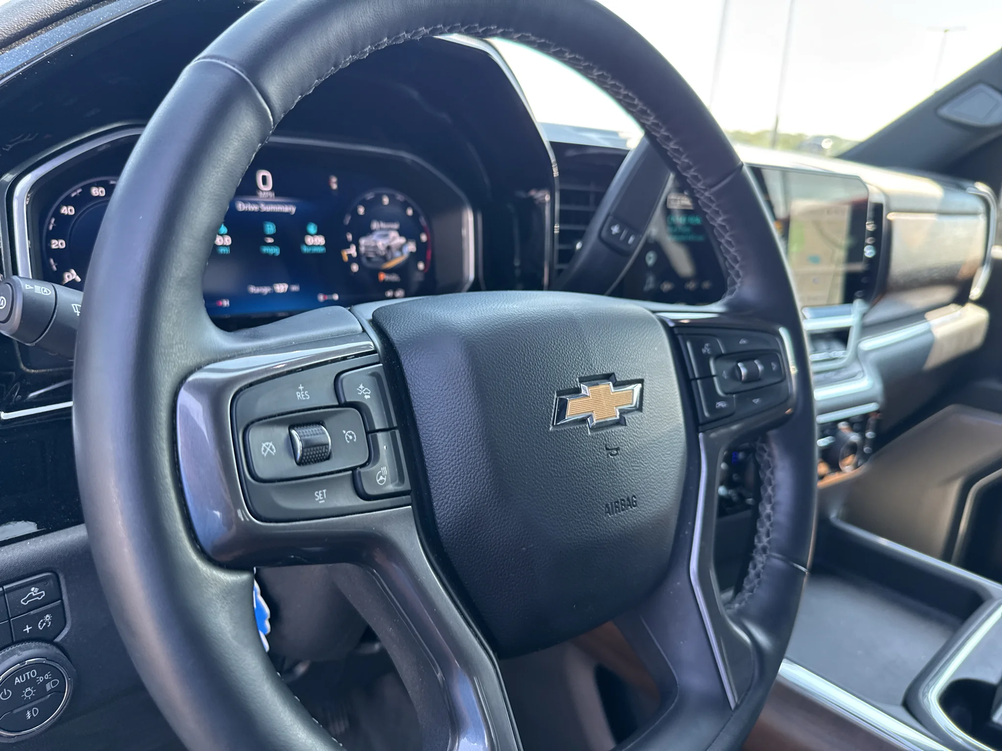 Used 2026 Summit White Chevrolet High Country image 17