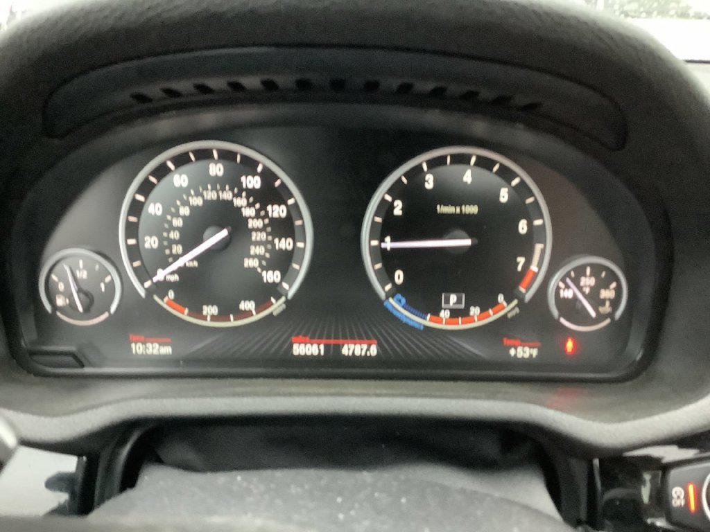 Used 2015 White BMW xDrive35i image 9