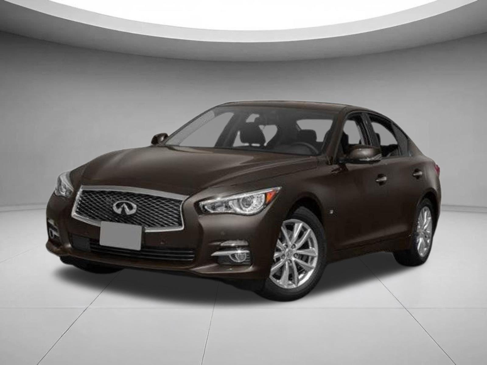 2015 INFINITI Q50 Sport