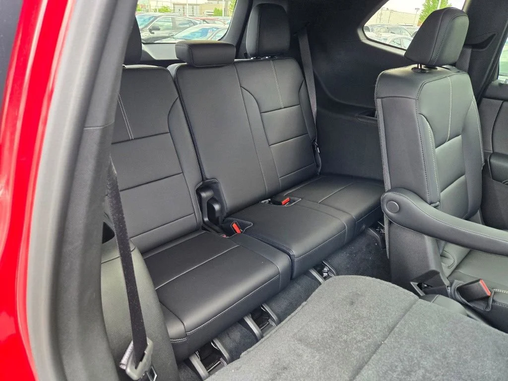 2025 GMC Acadia Elevation - Photo 26