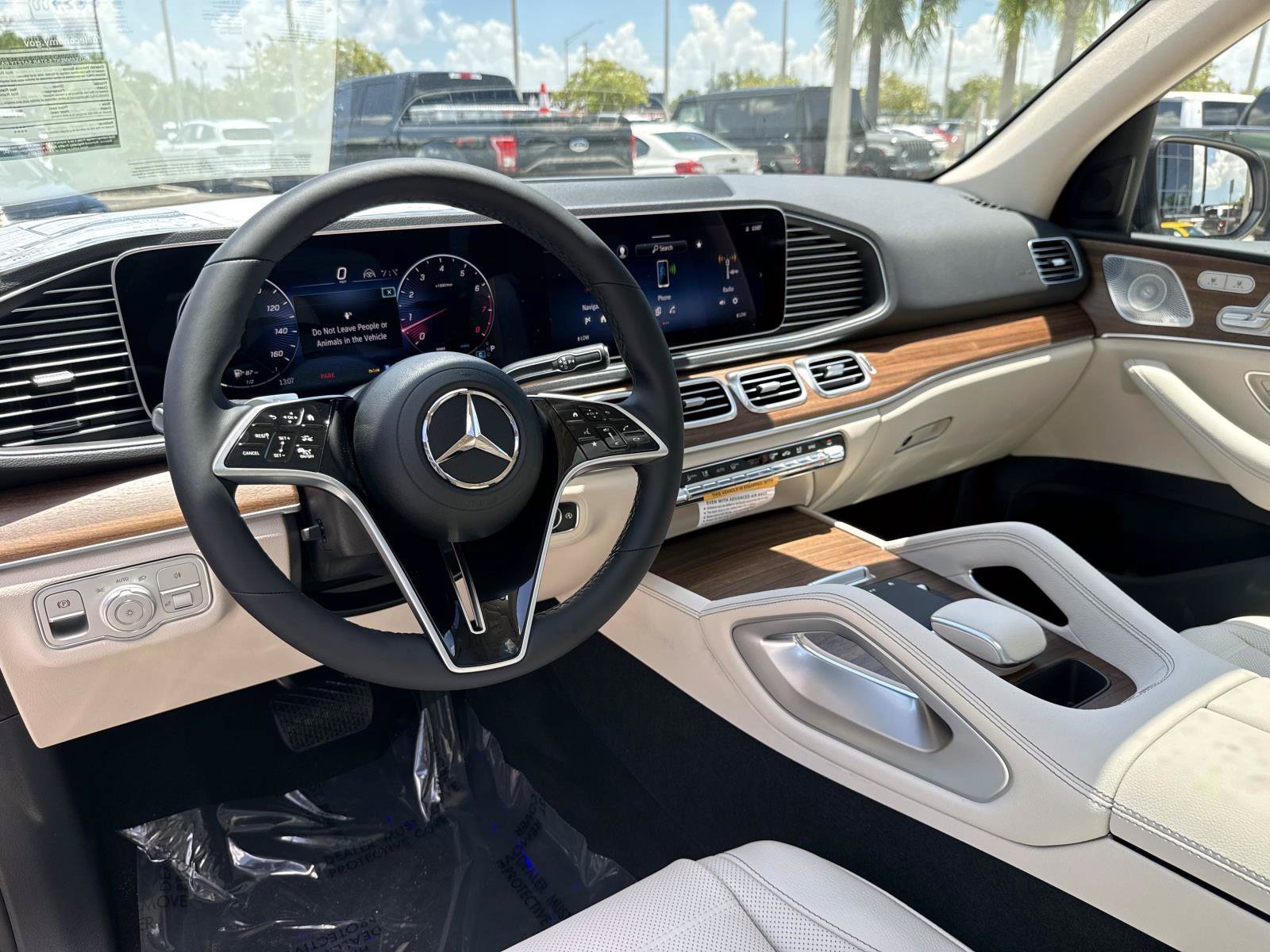 New 2026 Twilight Blue Metallic Mercedes-Benz 350 SUV image 16