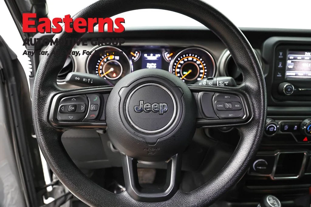 Used 2021 Gray Jeep Unlimited Willys image 10