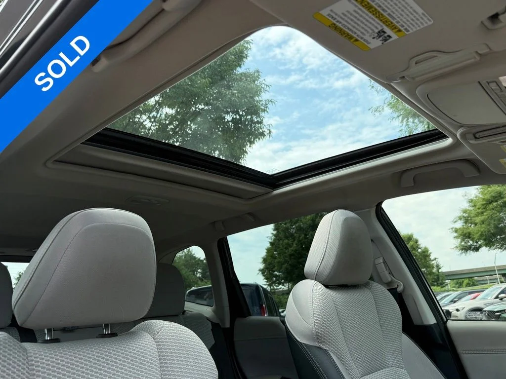 Used 2023 Green Subaru Premium image 33