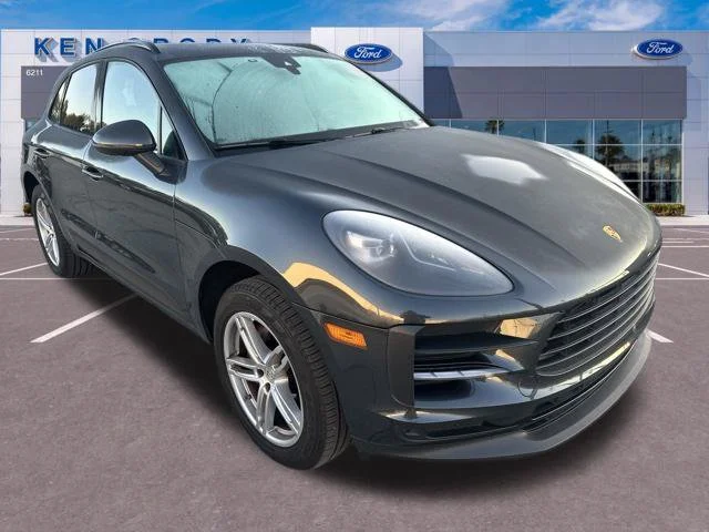 2021 Porsche Macan Base