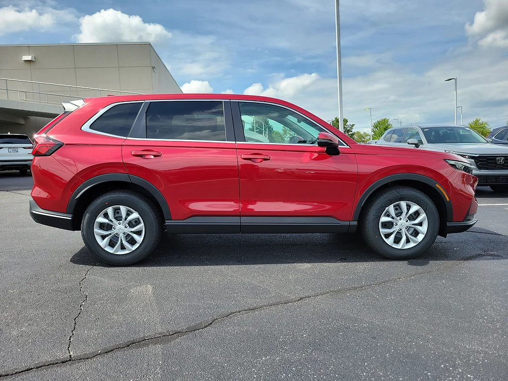 2026 Honda CR-V LX, photo 7 of 12