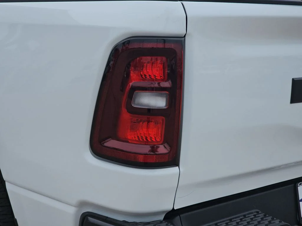 New 2026 Bright White Clear-Coat Exterior Paint RAM Tradesman image 40