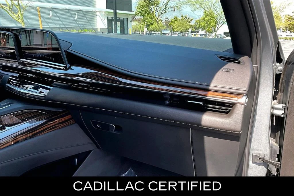 2024 Cadillac Escalade ESV Premium Luxury - Photo 17