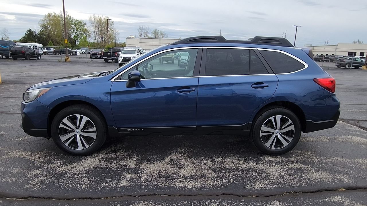 Used 2019 Abyss Blue Pearl Subaru Limited image 5
