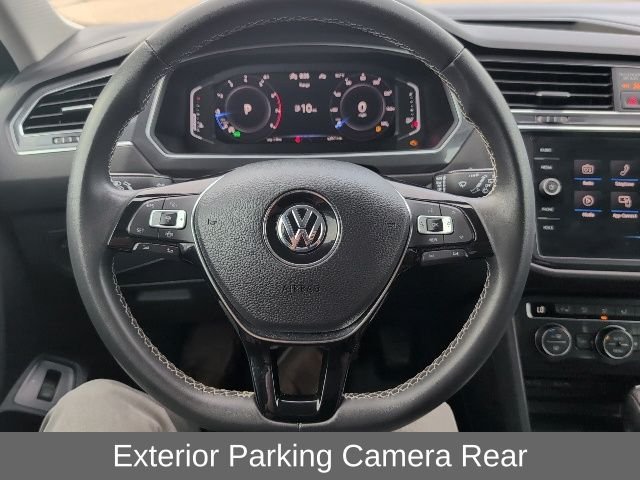 Used 2021 Gray Volkswagen 2.0T SEL image 9