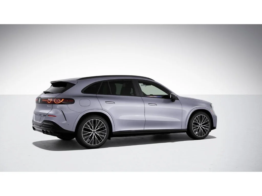 New 2027 Silver Mercedes-Benz GLC 400 image 19